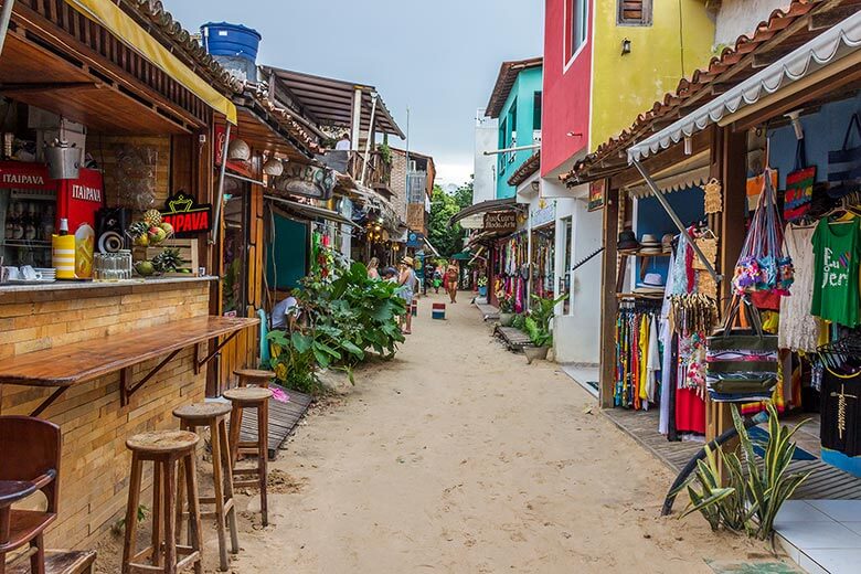 Veja o que muda com decreto que proíbe comércio e uso de plástico em Jericoacoara