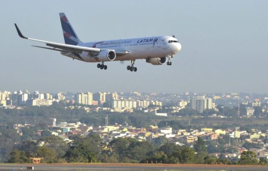 Governo proíbe entrada de estrangeiros em voos provenientes da Índia