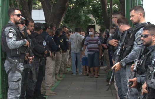 Vídeo: enterro do PRF Bonifácio tem homenagens e salva de tiros