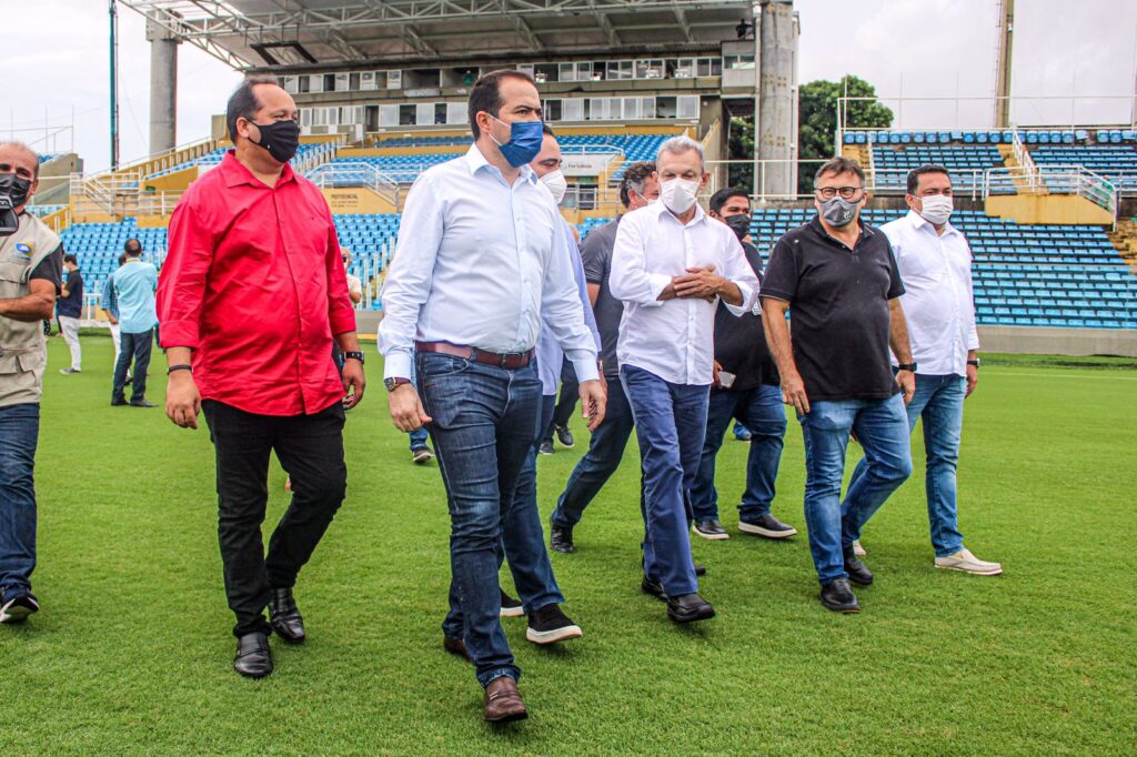 Prefeito realiza vistoria no PV ao lado de presidentes de clubes e projeta reabertura do estádio em abril 