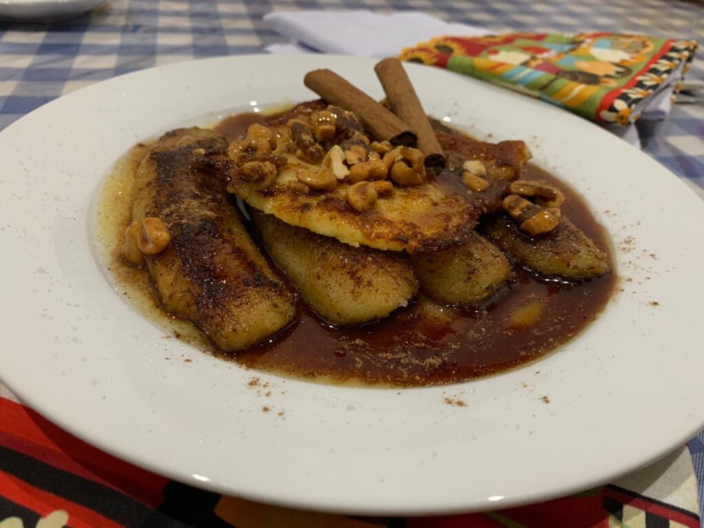 Sobremesa Natalina: Aprenda a fazer uma deliciosa cartola com queijo, canela e banana