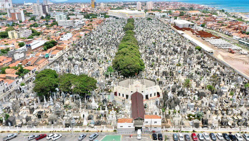 Em Fortaleza, número de mortes já supera o de nascimentos no mês de abril