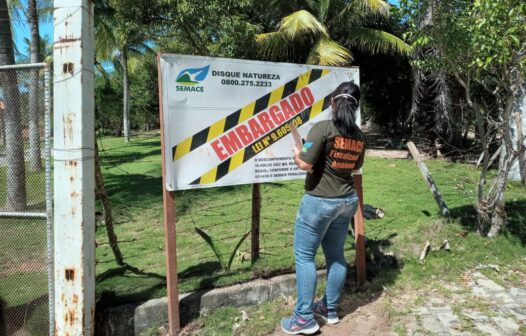 Semace embarga obras irregulares na Lagoa do Uruaú, em Beberibe