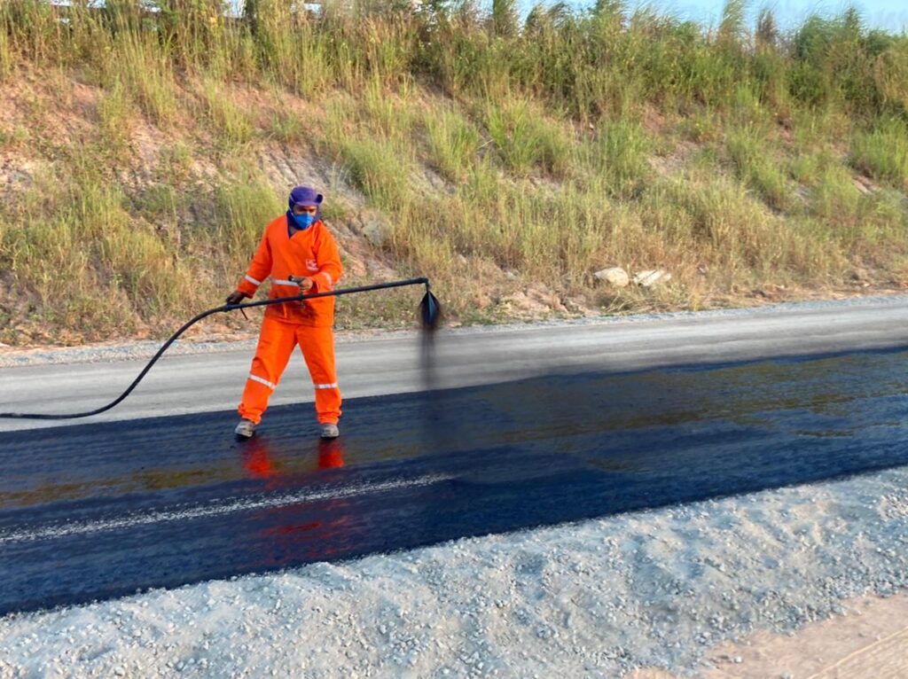 Pavimentação nas alças do viaduto do Metrópole será concluída em junho, afirma Prefeitura de Caucaia