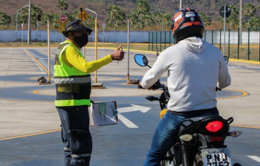 Detran alerta para mensagens falsas sobre programa CNH Popular