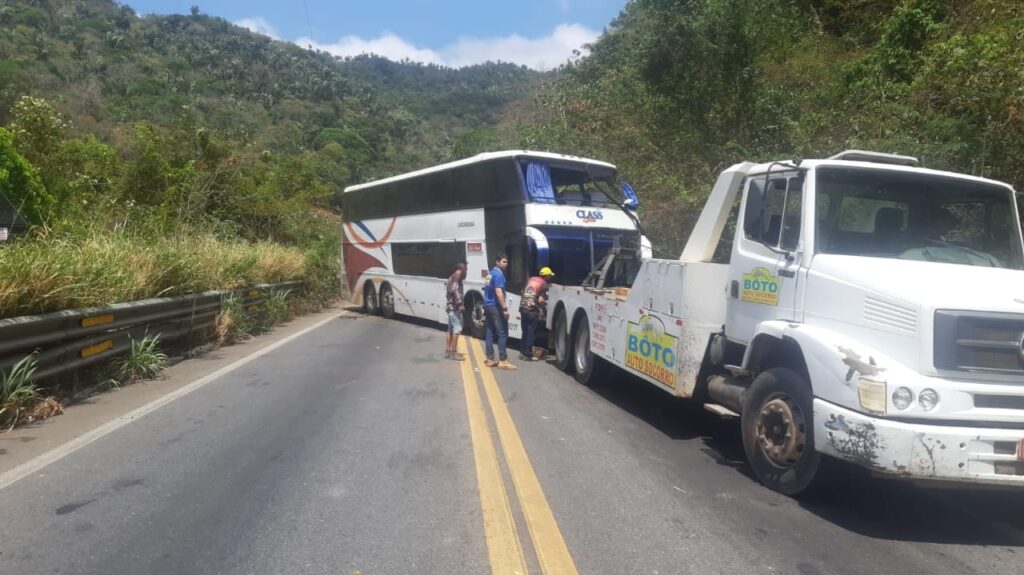 Ônibus que tombou na serra de Tianguá já foi autuado por mau estado de conservação