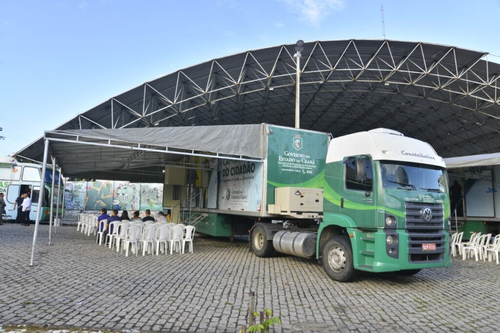 Caminhão do Cidadão leva serviços a comunidades da Grande Fortaleza e do Interior a partir desta segunda-feira (11)