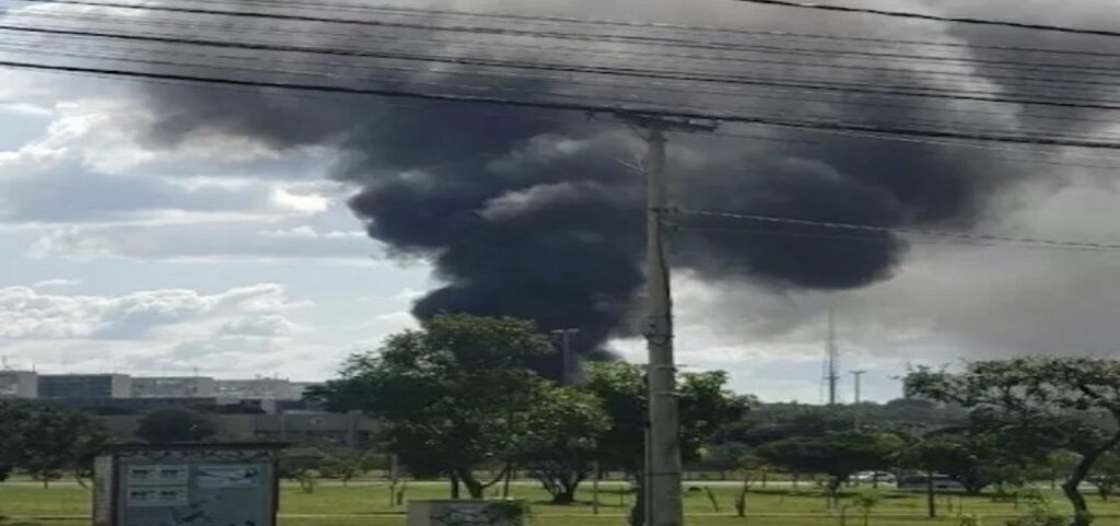 Incêndio atinge anexo do Palácio do Planalto