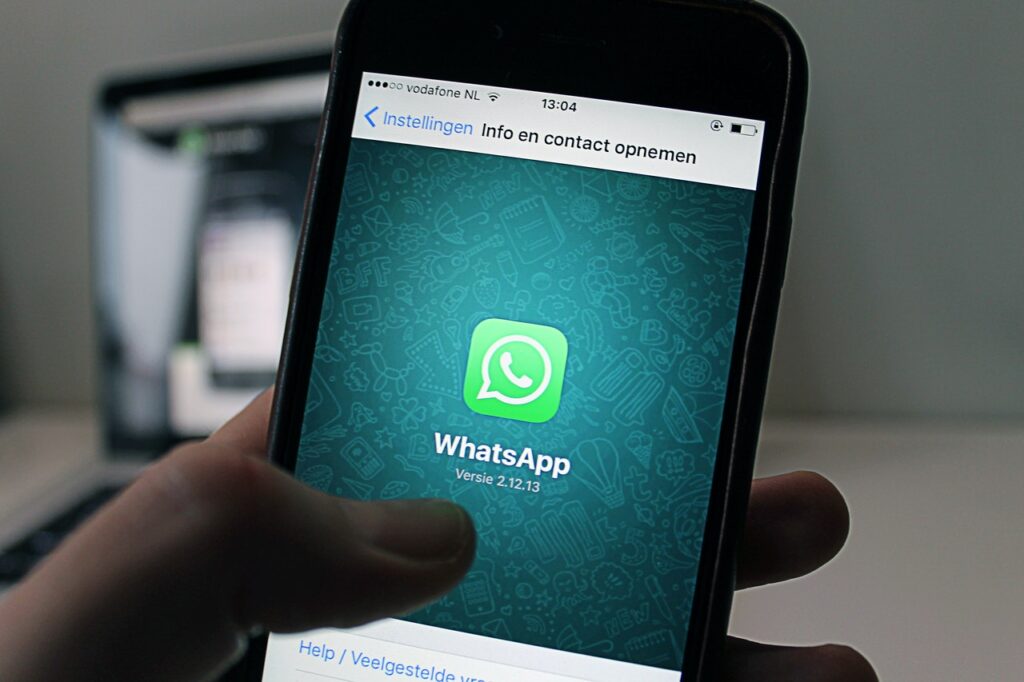 WhatsApp para de funcionar celulares Android e iOS a partir de novembro; confira modelos afetados