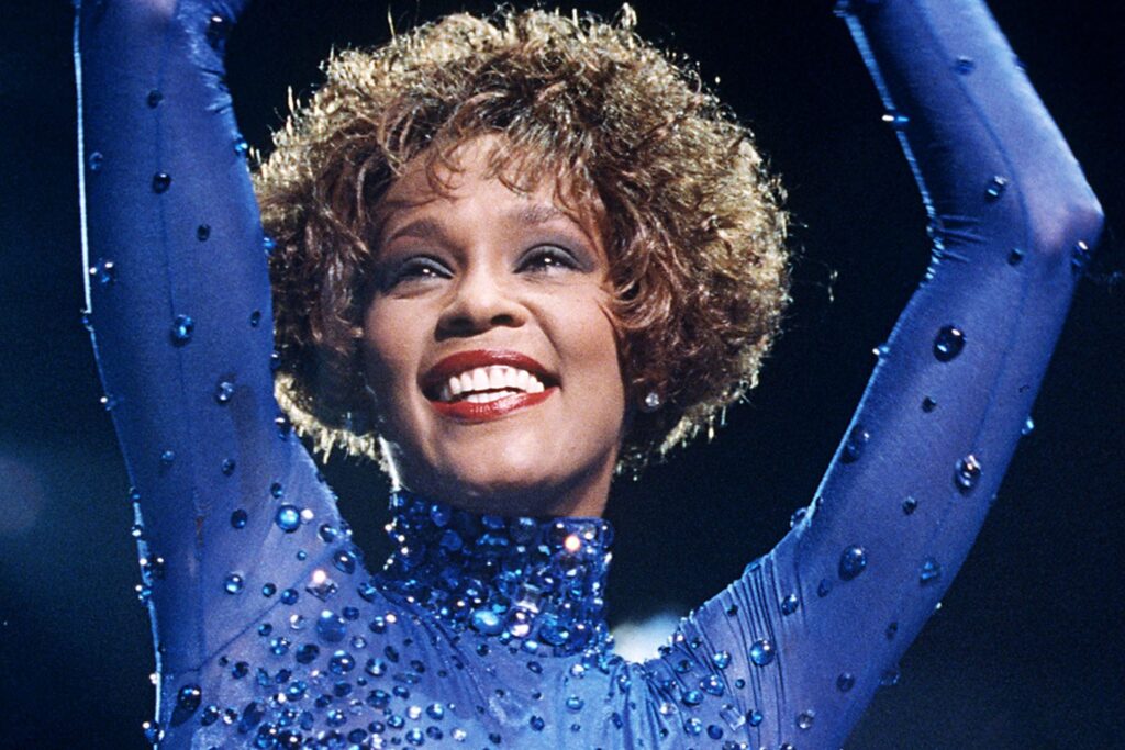 Morte da cantora Whitney Houston completa 10 anos; relembre sucessos