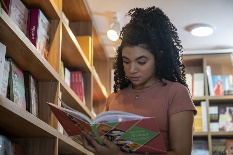 Semana da mulher: confira livros com temática feminina em diversas áreas