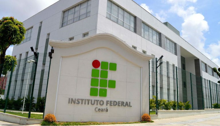 Três unidades do IFCE selecionam professores substitutos