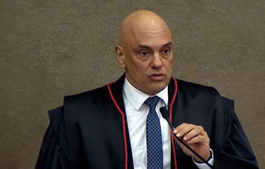 Alexandre de Moraes defende democracia e sistema eleitoral em discurso de posse