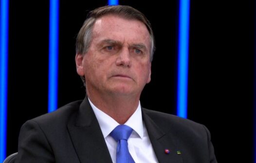 Bolsonaro insiste em questionar urnas eletrônicas e sistema eleitoral brasileiro