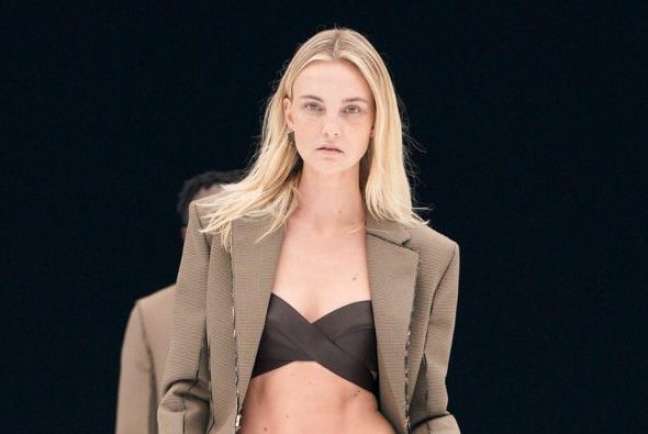 PFW abre alas para top Carol Trentini