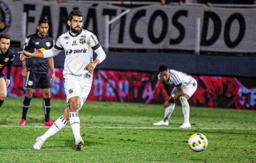 Ceará sofre gol nos acréscimos e fica no empate com o Bragantino