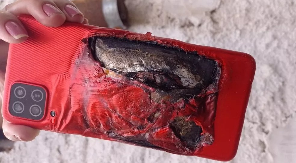 Celular explode enquanto criança assistia a vídeo no interior do Ceará