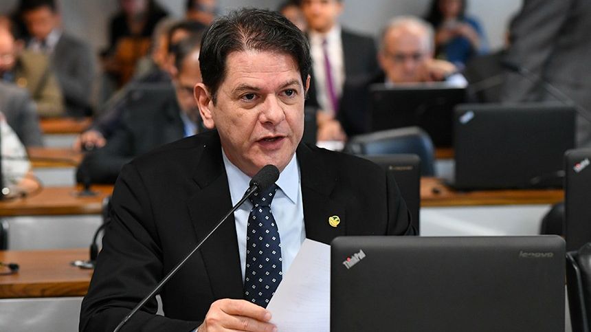 Vídeo: Cid Gomes declara apoio a Janaína Farias como pré-candidata à Prefeitura de Crateús