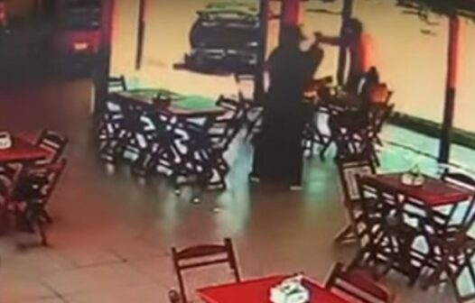 Homem é morto a tiros e outros dois são baleados em churrascaria em Boa Viagem