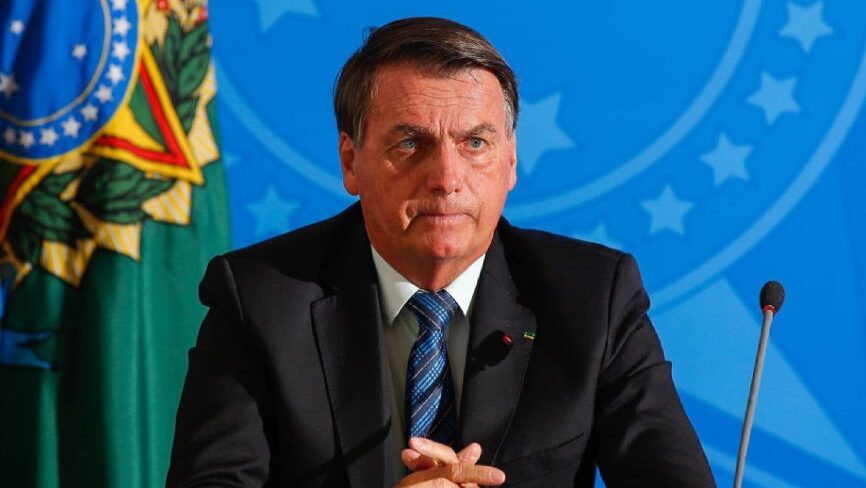 Bolsonaro confirma visita à Inglaterra para funeral da Rainha Elizabeth II