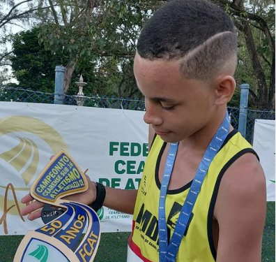 Talento da marcha atlética, jovem de 12 anos busca apoio para competir em Santa Catarina