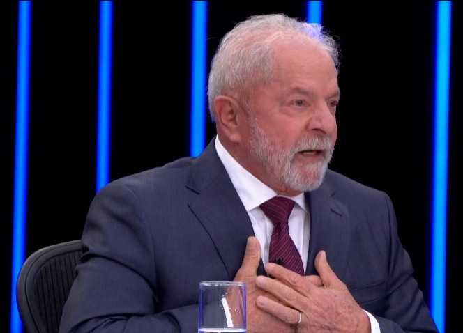 Lula critica decretos de sigilo de Bolsonaro e atuação da Lava Jato