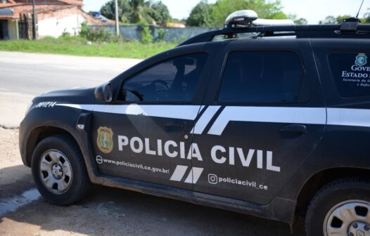 Polícia prende em flagrante dupla suspeita de furto a loja no Centro de Fortaleza