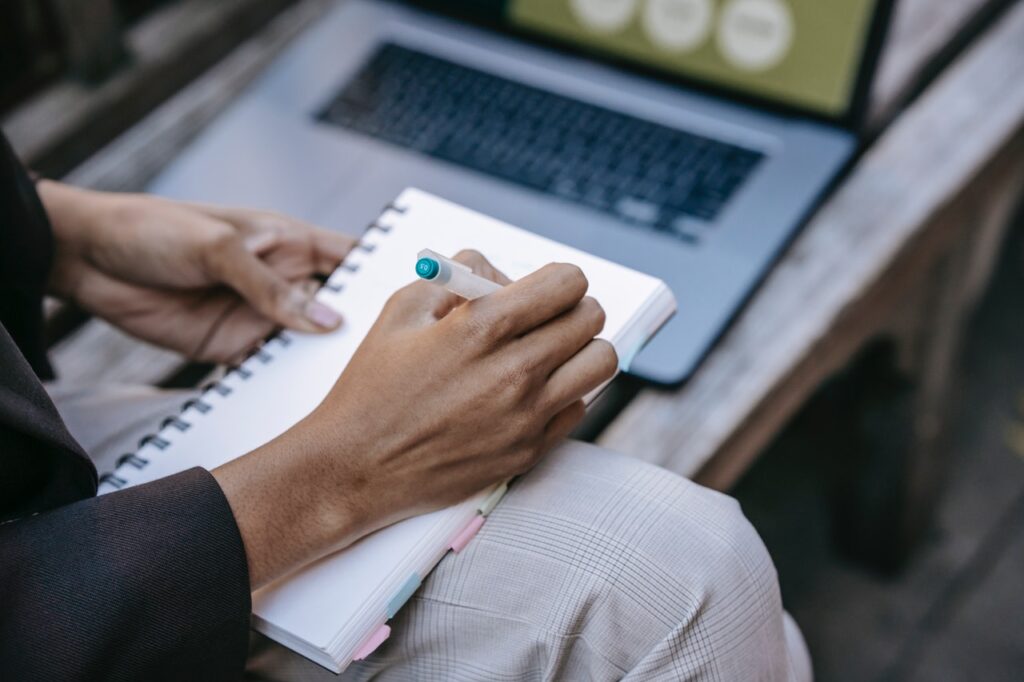 Projeto fomenta inclusão digital e capacitação para público LGBTQIA+