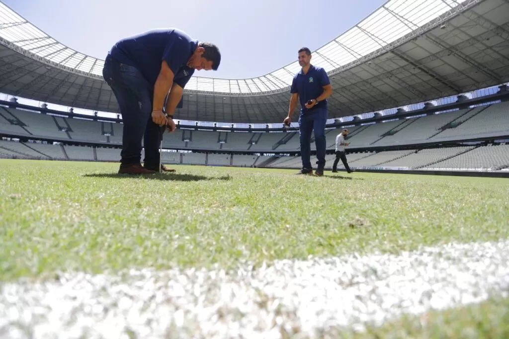 Com pausa nos jogos, Arena Castelão reforça manutenção do gramado - Governo  do Estado do Ceará