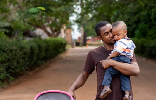 Pesquisa aponta que 68% dos pais brasileiros não tiraram a licença paternidade mínima de cinco dias prevista por lei