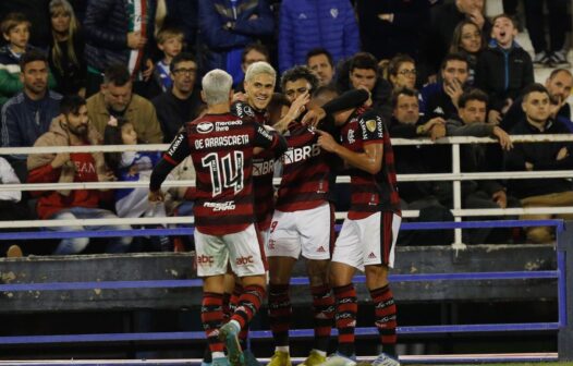 Próximo adversário do Ceará, Flamengo goleia o Vélez e fica perto da final