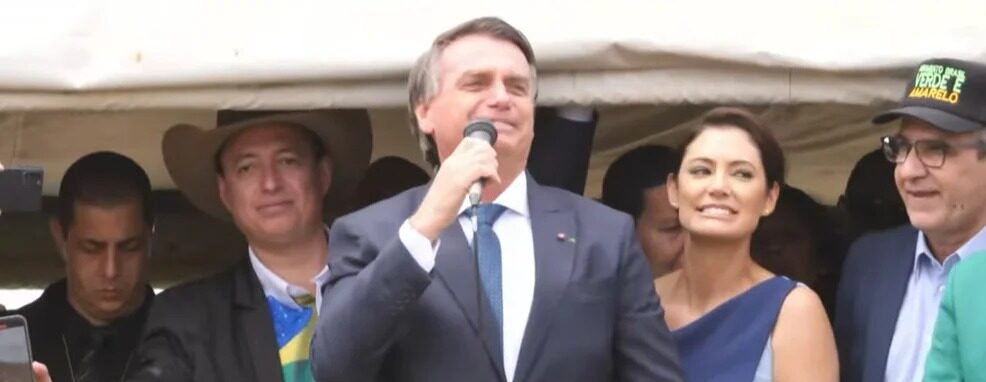 7 de setembro Em Brasília, Bolsonaro realiza discurso e puxa coro de 'imbrochável'