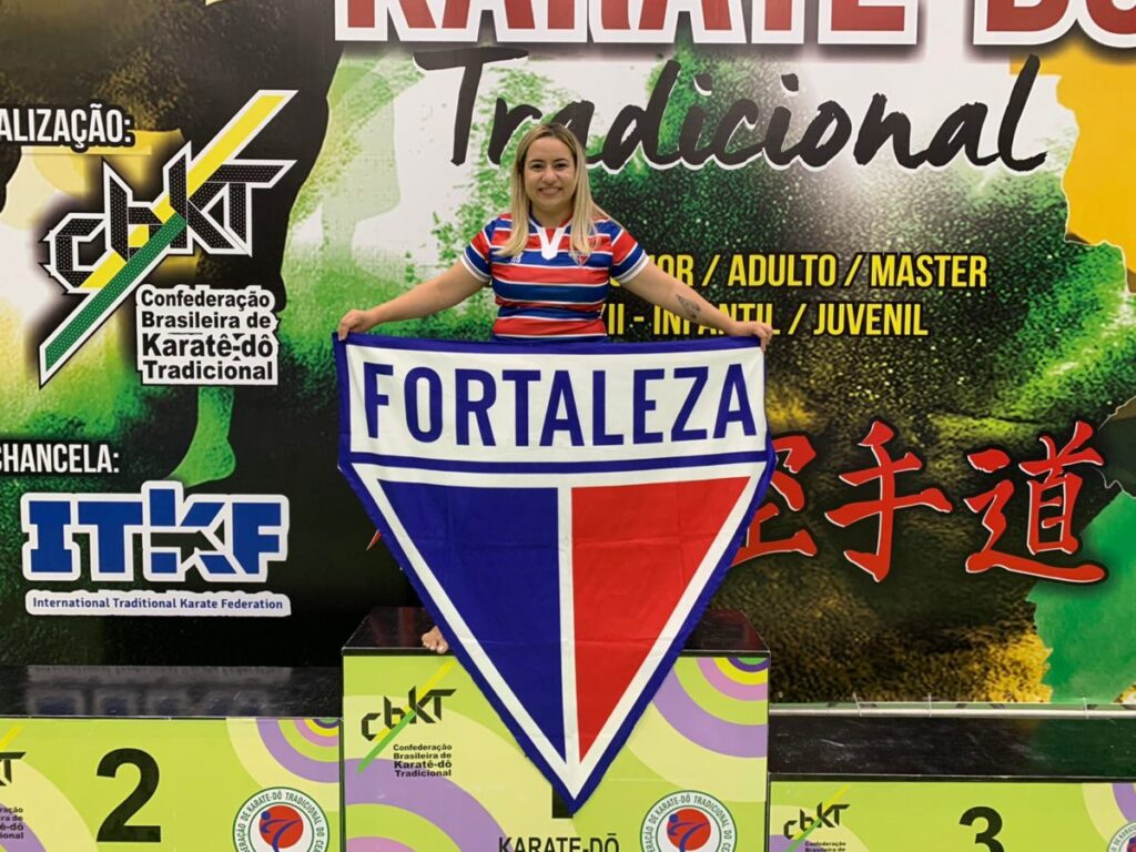 Atleta do Fortaleza conquista três medalhas no Campeonato Brasileiro de Karatê