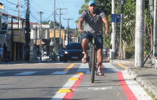 Avenida Lineu Machado, em Fortaleza, ganha nova ciclofaixa