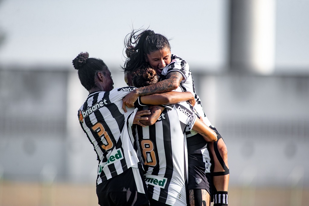 Ceará vence Clássico-Rainha na estreia do estadual de Futebol Feminino