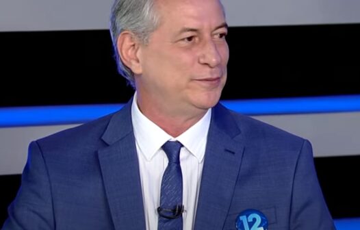 Ciro Gomes tenta escapar de pergunta sobre traição dos irmãos em apoio ao PT no Ceará