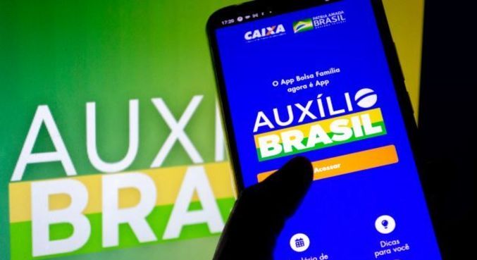 Governo inclui mais 450 mil famílias no Auxílio Brasil de setembro