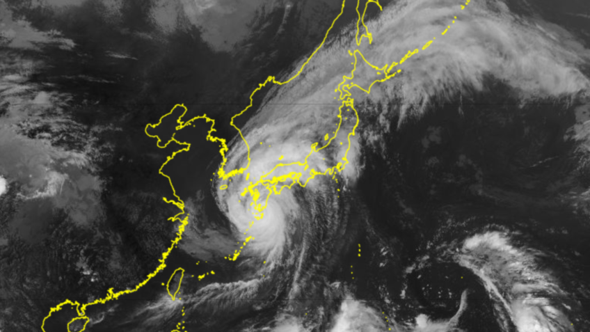 Tufão “sem precedentes” faz japoneses deixarem suas casas