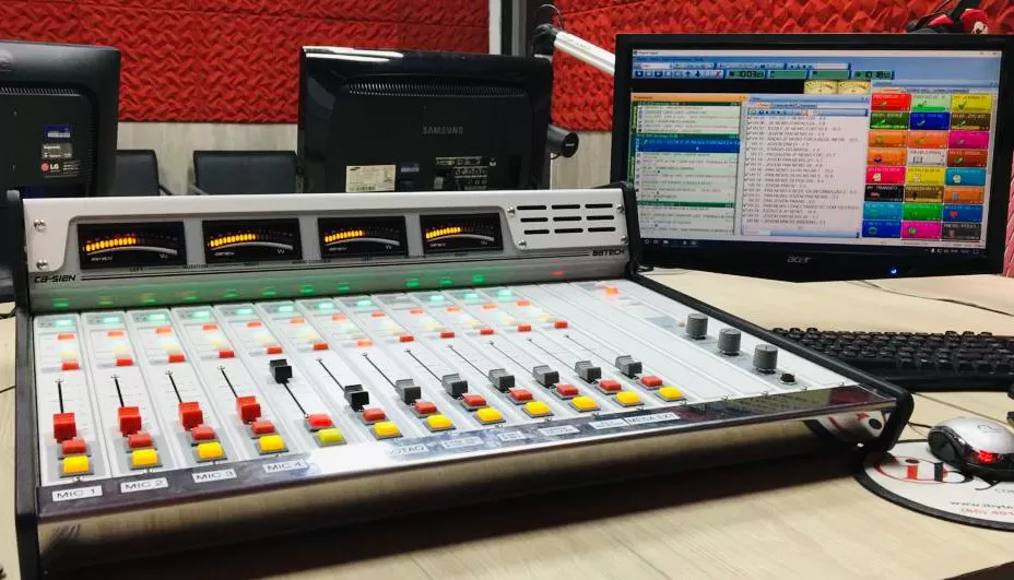 Dia Nacional do Rádio: Grupo Cidade de Comunicação é referência em informação, música e entretenimento