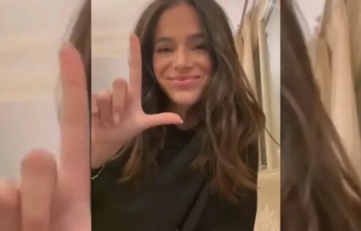 Bruna Marquezine vira um dos assuntos mais comentados no Twitter após voto de Neymar viralizar