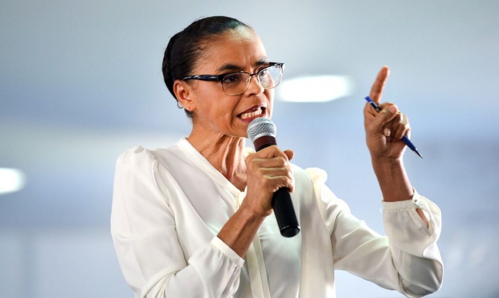 Marina Silva participa de abertura do ‘seminário Ceará pelo Clima’, em Fortaleza