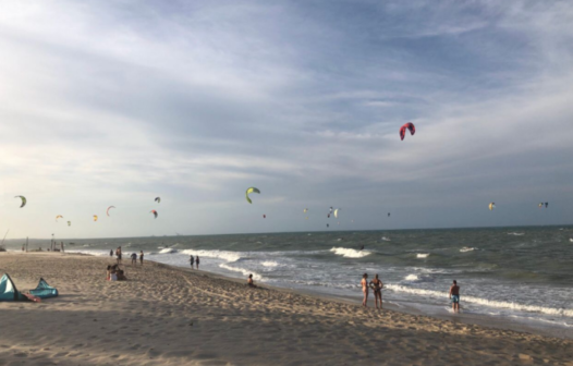 Fortaleza tem 20 praias próprias para banho neste fim de semana