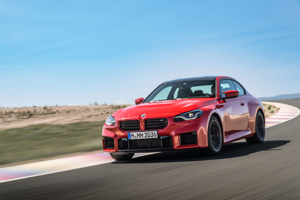 Nova geração do BMW M2 reforça suas raízes esportivas