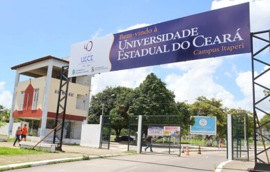 Com mais de 30 mil candidatos, Uece realiza Vestibular 2023.1 no domingo (6)