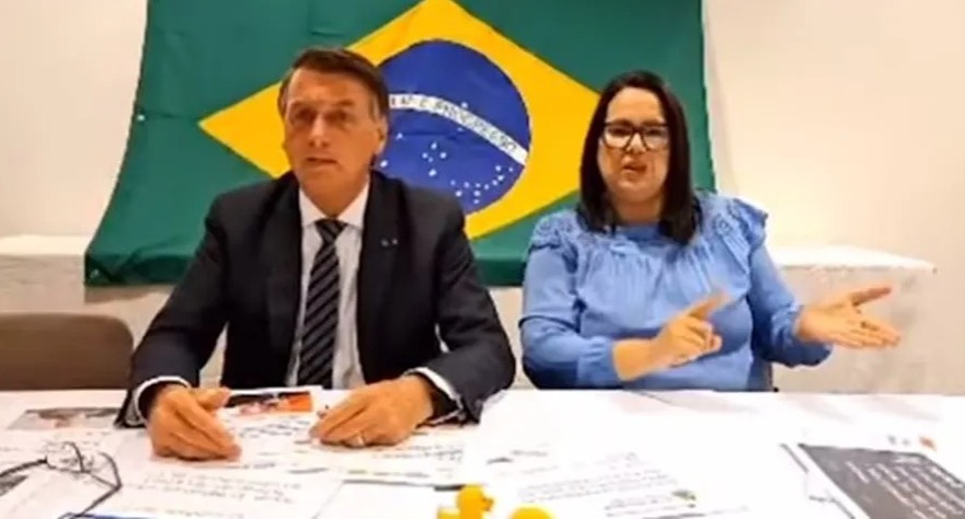 “Fui, sim”, admite Bolsonaro sobre vídeo em loja de maçonaria