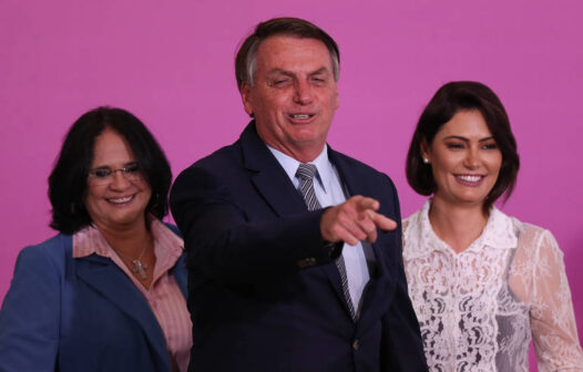 Jair Bolsonaro, Michelle Bolsonaro e Damares Alves estarão no Ceará neste fim de semana