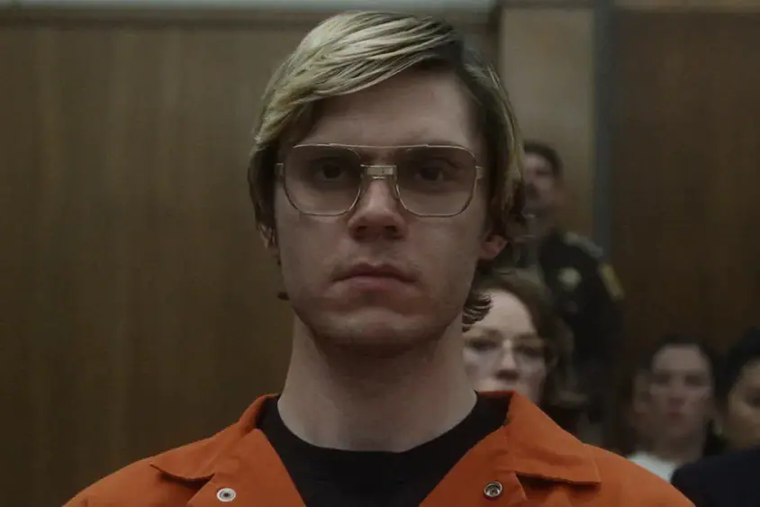 Jeffrey Dahmer: entenda por que objetos pessoais do serial killer são valorizados e disputados