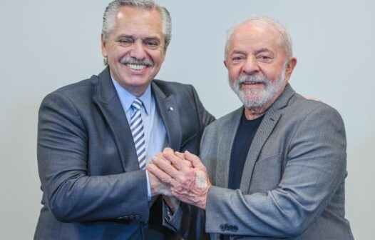 Lula recebe presidente da Argentina em primeiro encontro internacional após eleito