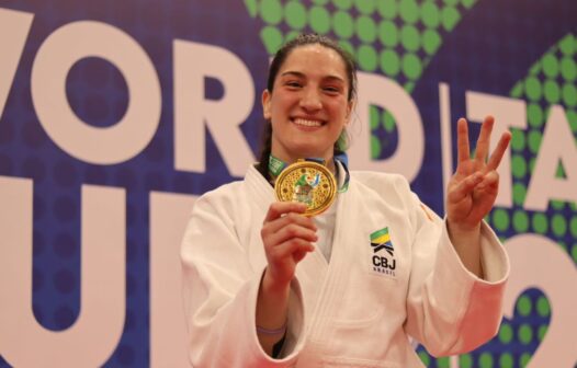 Mayra Aguiar faz história ao conquistar tricampeonato mundial de judô