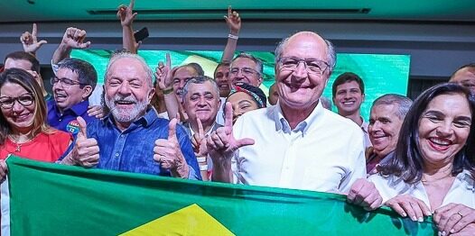 Partidos parabenizam vitória de Lula e citam democracia